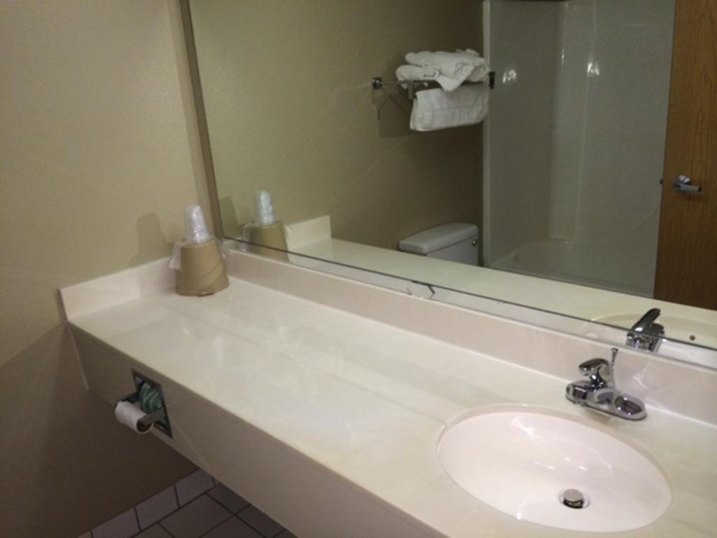 Hotel Super 8 By Wyndham Beresford Chambre photo